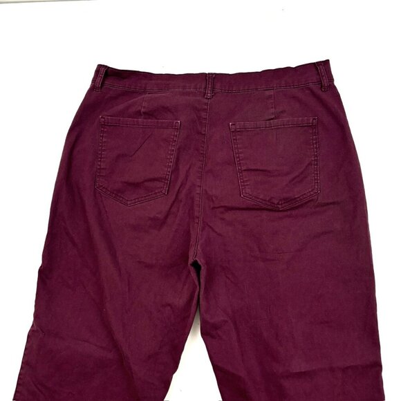 Gloria Vanderbilt Trouser Straight Leg Women's size 16 Burgundy Chino Pants - Picture 3 of 3